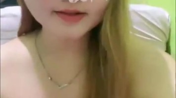 Toket Papaya Kak Si Rambut Pirang mantep Uting Susunya