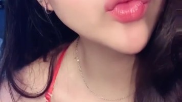 Uting Kak Araa Manis Kacamata Susunya Kenyal Gini HOT51